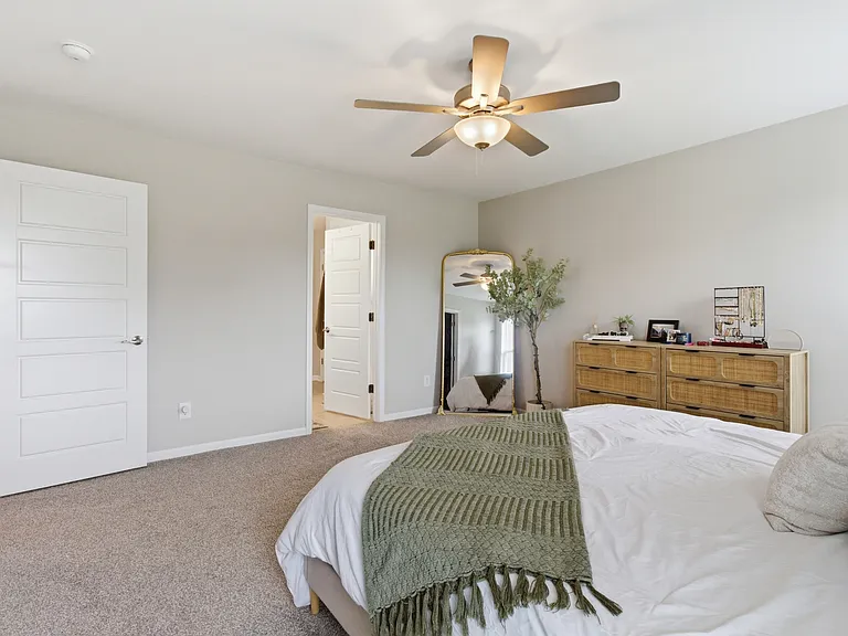 200 Grist Mill Dr — Photo 17