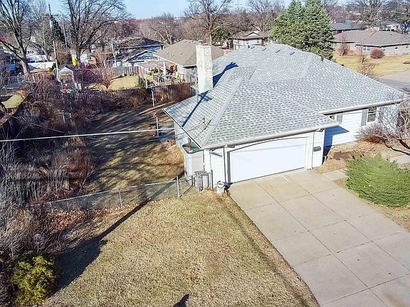 2nd image of 4908 N 103rd St
