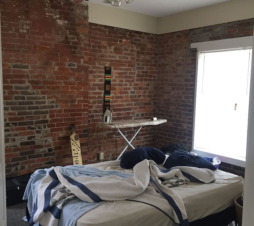 2nd image of 1215 S 4th St APT 5