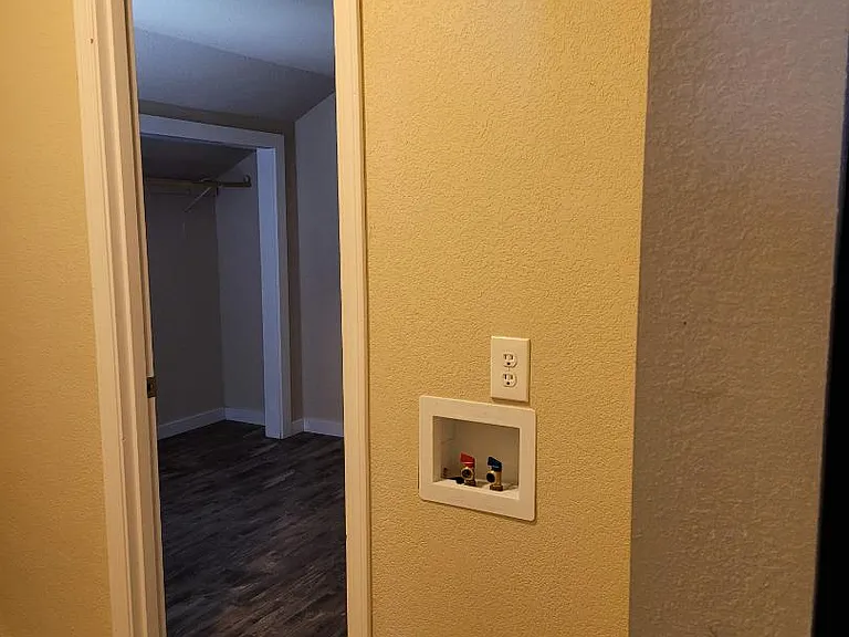 Unit Photo