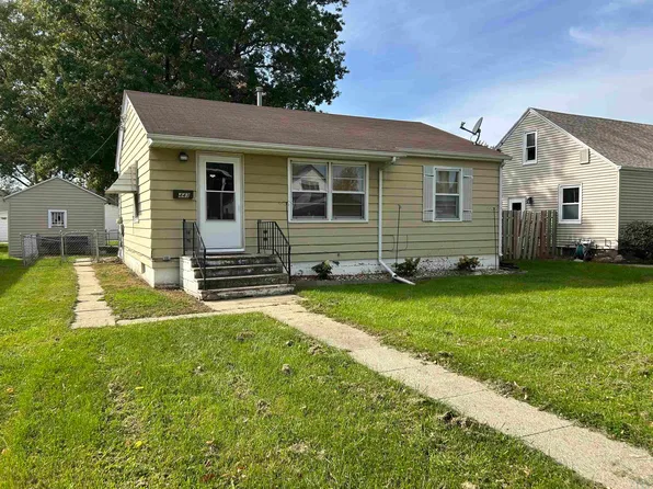 443 2nd Ave NE, Le Mars, IA 51031