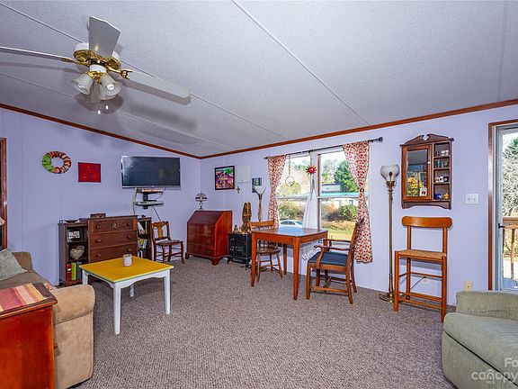 3rd image of 118 Josiah Ln #7
