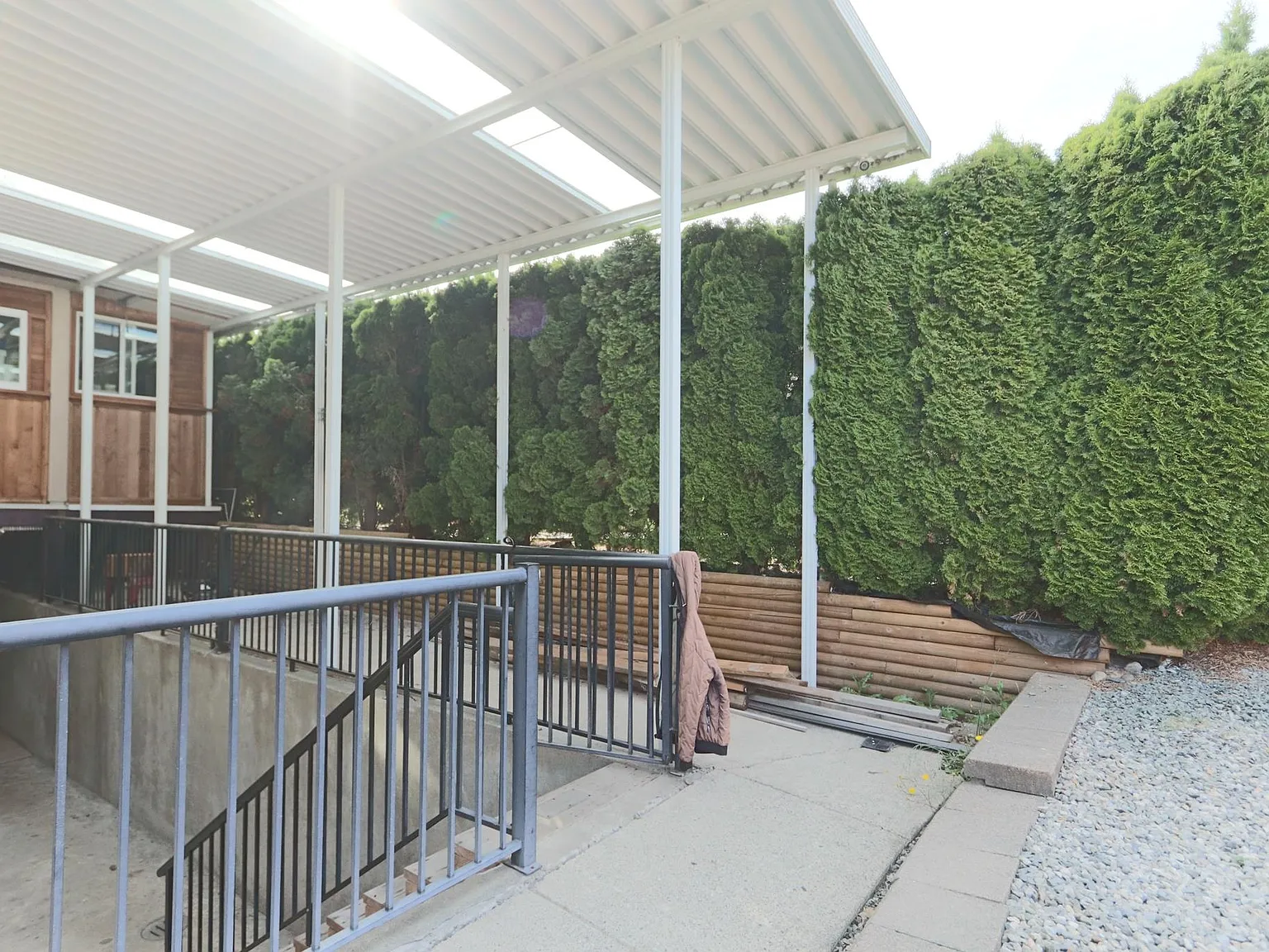 2 bed, 900 sqft, $1,600 — Photo 3