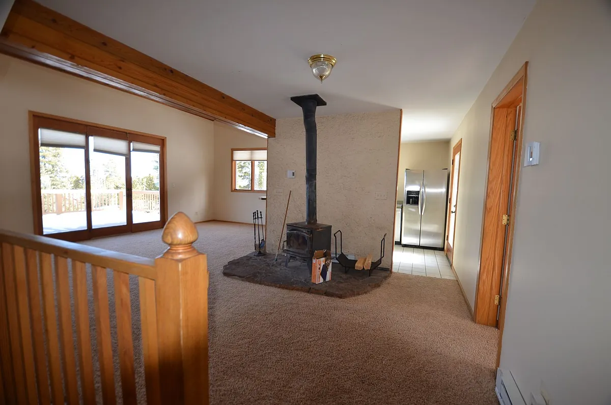 Building Photo - 416 N Fuller Placer Rd