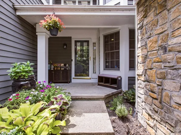 72 Coriander Dr, Princeton, NJ 08540