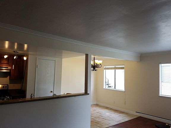 5th image of 1133 Chalmette Ave