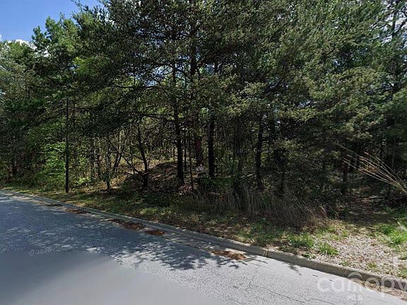 5th image of 1221 Fedex Dr SW