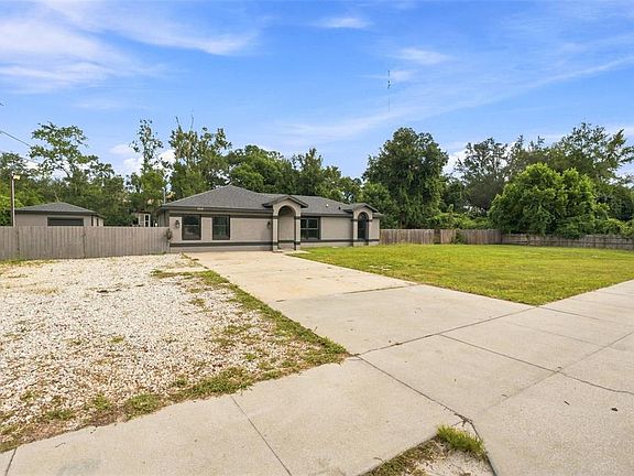 3rd image of 1300 ADELINE STREET