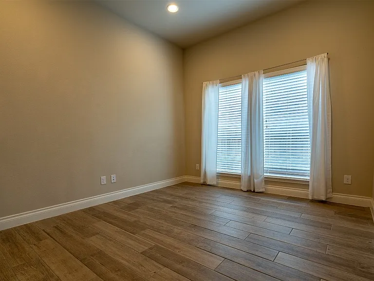 421 Inspiration Dr — Photo 12