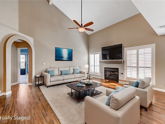 2nd image of 4824 Maryvale Dr