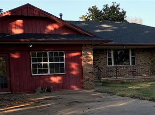 100 W Hoyle St, Ames, OK 73718