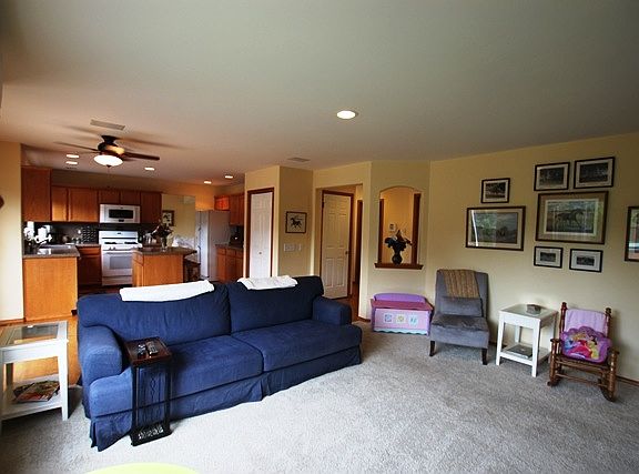 5th image of 16403 Hillpointe Cir