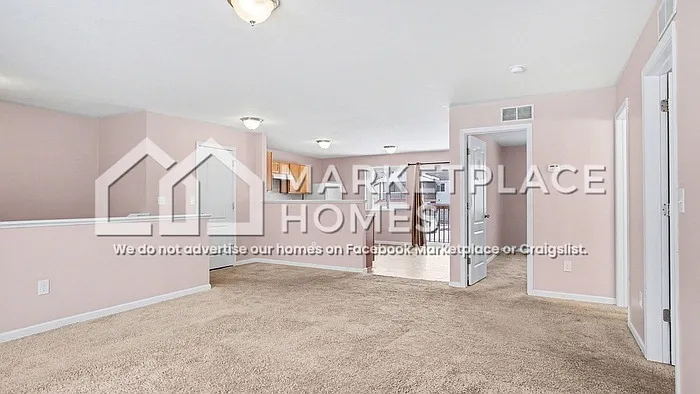 4 bed, 2.0 bath, 2131 sqft, $2,695 — Photo 3
