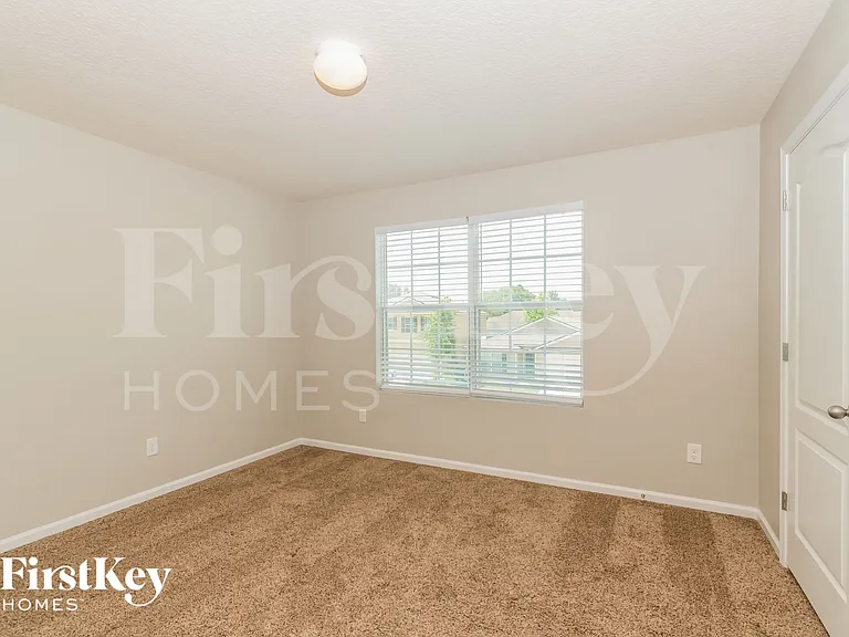 8058 Brothers Walk Ln — Photo 12