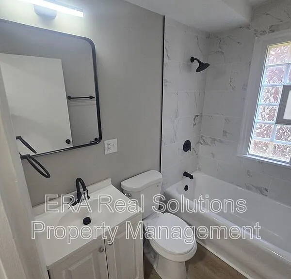 1056 Wilson Ave #A — Photo 6