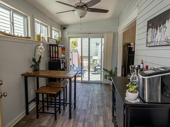 Dining Nook