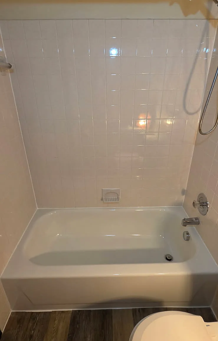 1 bed, 1000 sqft, $1,550 — Photo 2