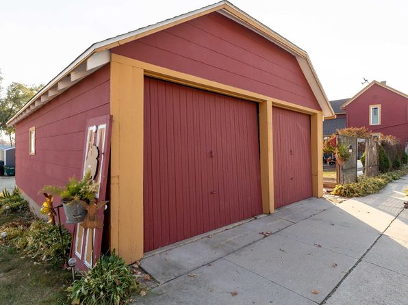 7322 Columbus St, New Vienna, IA 52065