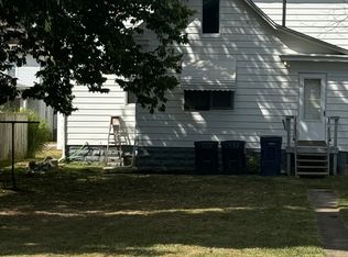 609 W Main St, Hebron, OH 43025