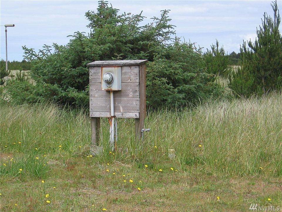 2nd image of 1007 205th Ln