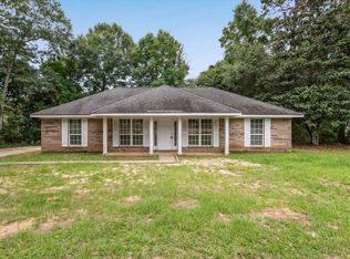 9215 Webster Ln, Semmes, AL 36575