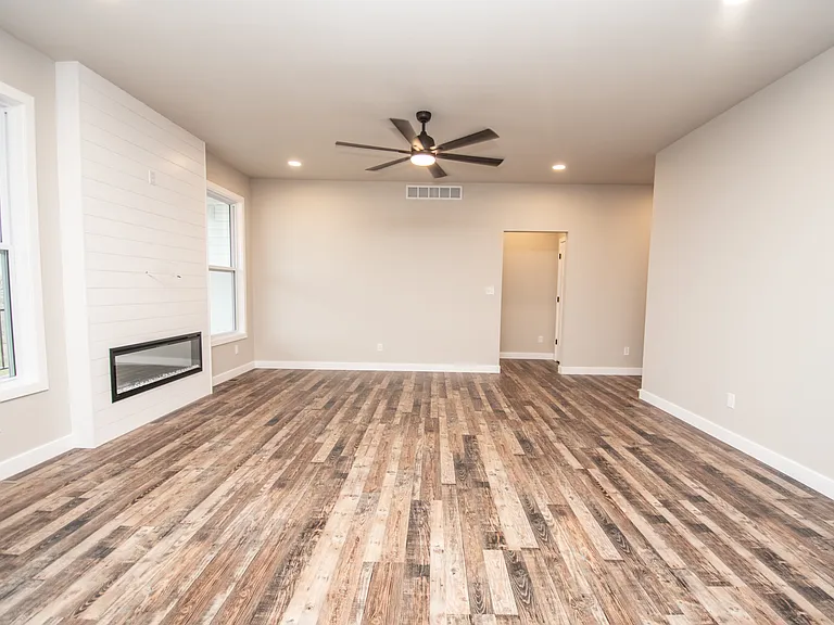 7010 Route M — Photo 13
