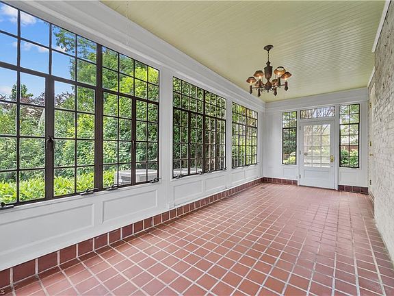 4th image of 203 Wentworth Dr