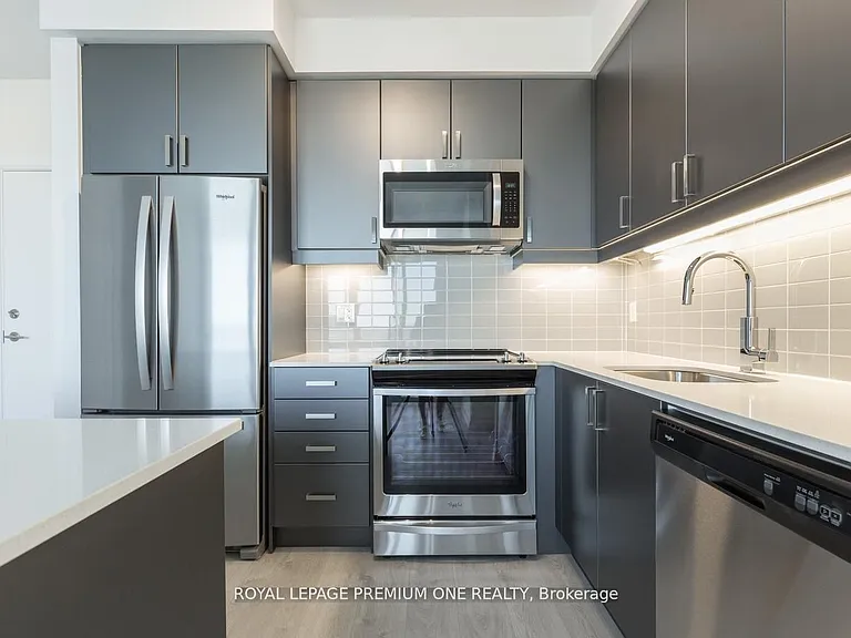 7895 Jane St #2614 — Photo 14