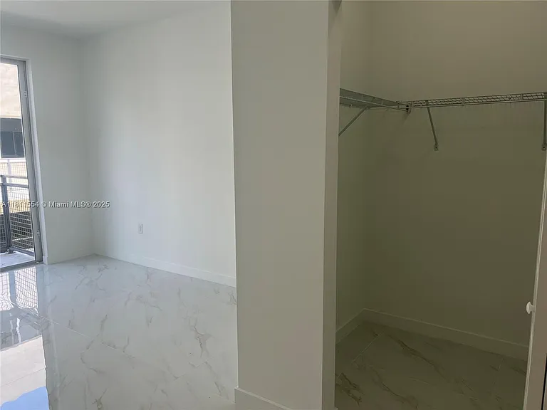 1010 SW 69th Ave #212 — Photo 29