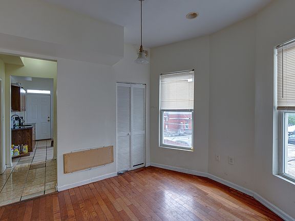 4th image of 4641 S Evans Ave