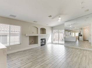 2259 Smokey Sky Dr, Henderson, NV 89052