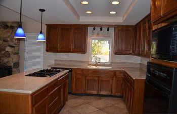 3rd image of 2218 Peggy Ln