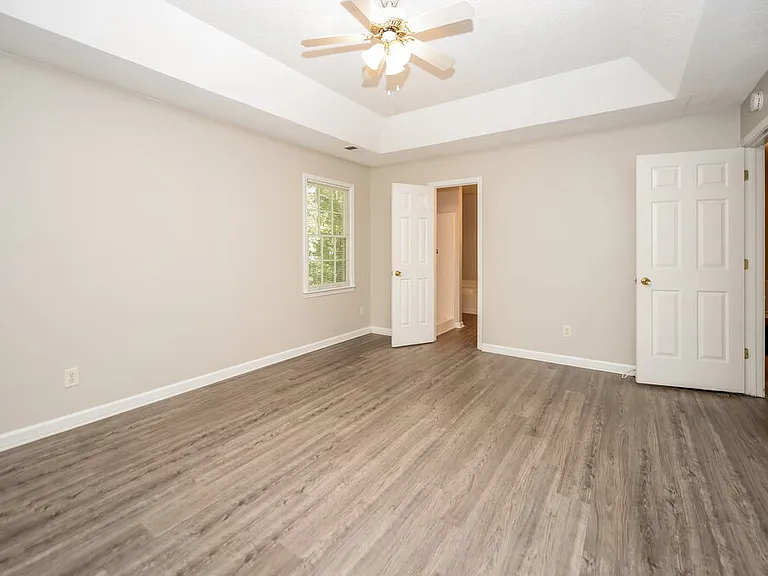 6398 Grafton Ct — Photo 11