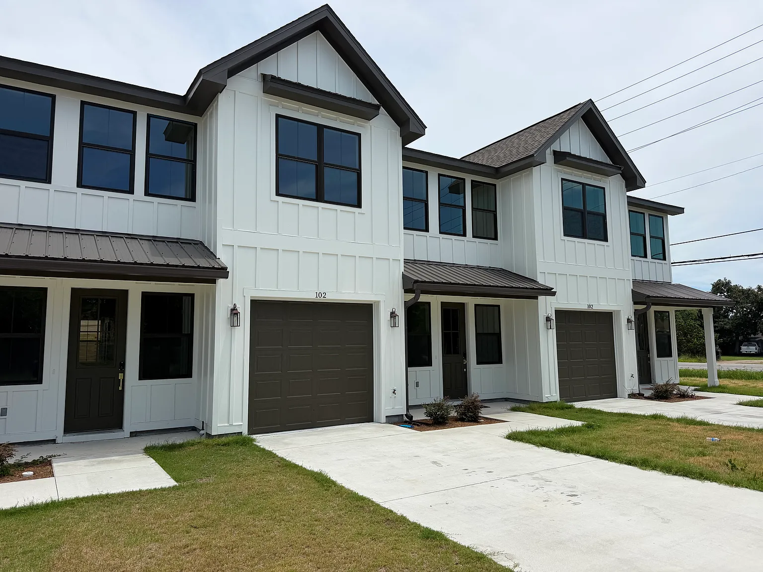 3 bed, 2.5 bath, 1789 sqft, $2,800 — Photo 2