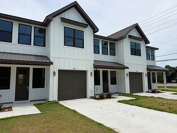 2nd image of 102 Grand Lagoon Shores Dr #1