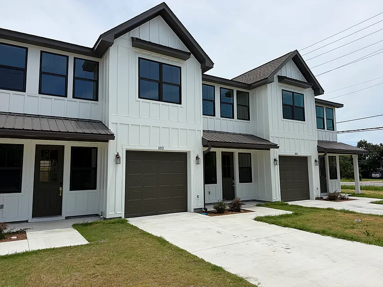 102 Grand Lagoon Shores Dr #1 — Photo 2