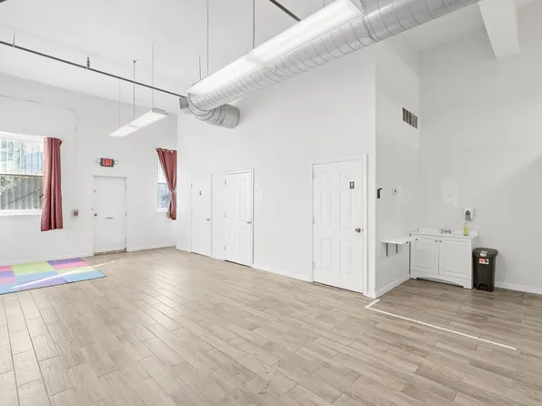 308 Martin Luther King Boulevard image 24 of 28