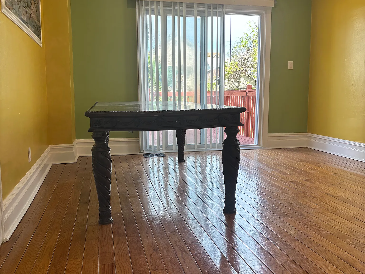 4 bed, 2000 sqft, $4,700 — Photo 4