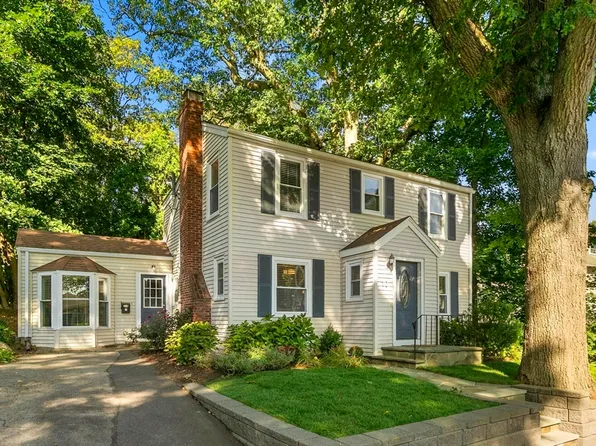 10 Cochato Rd, Braintree, MA 02184