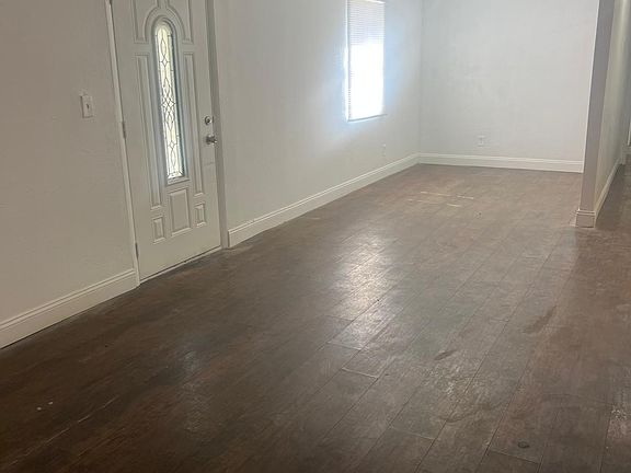 4th image of 1431 E 28th St