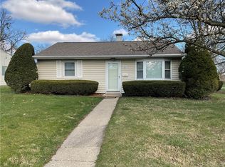 227 Lindenwood Dr, Danville, IL 61832