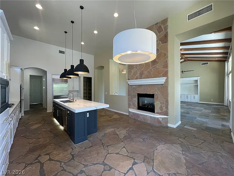 53 Avenida Sorrento — Photo 10