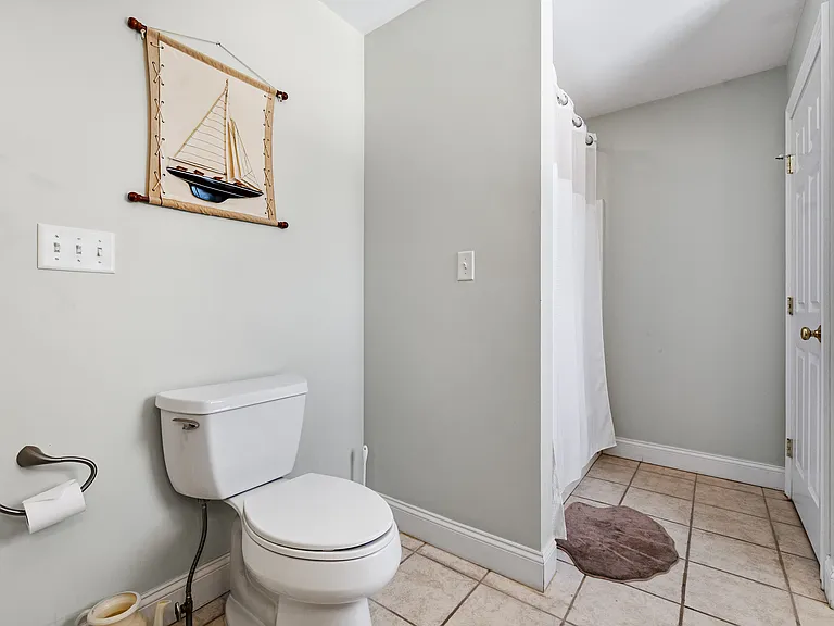 111 Sisters Cir — Photo 26