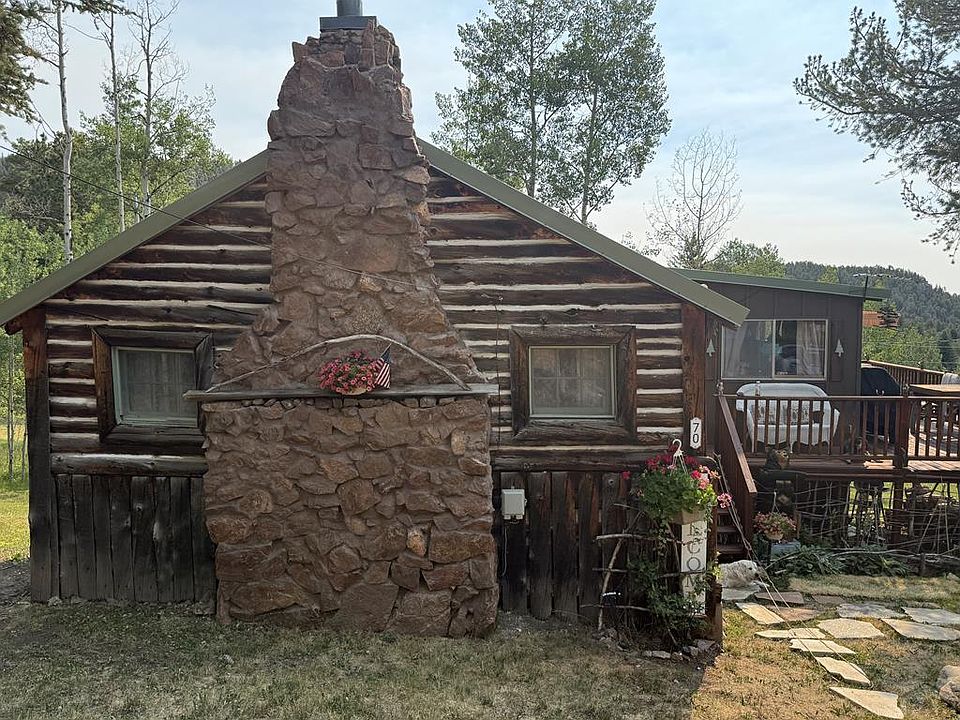 1st image of 70 Golfview Dr