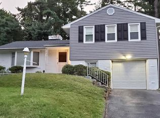 8214 Aspen Way, Elkins Park, PA 19027