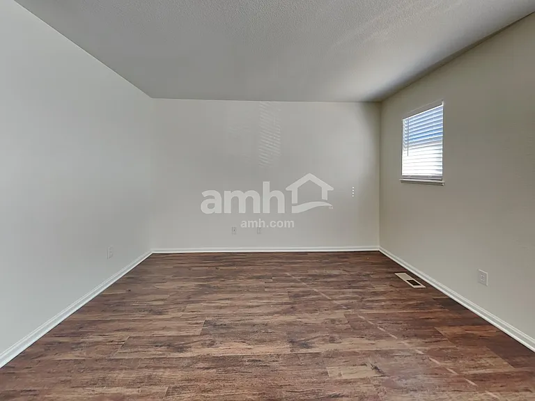 485 Winebrook Way — Photo 10