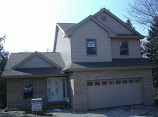 520 Old Clairton Rd, Pleasant Hills, PA 15236