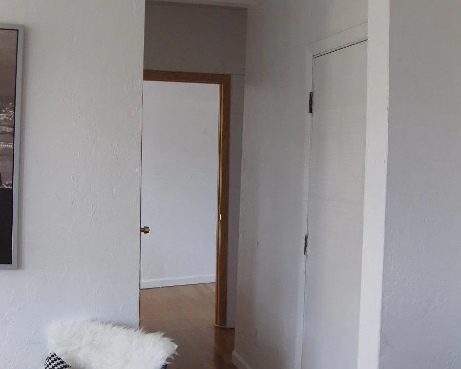 9 Charter St #4F