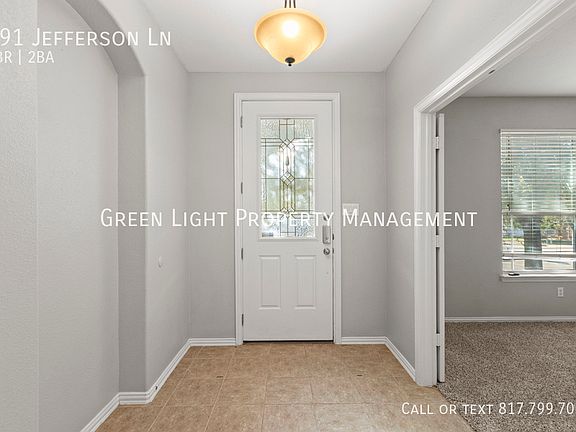 4th image of 491 Jefferson Ln