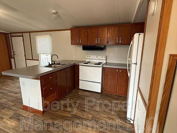 5th image of 29 Hill Side Ln